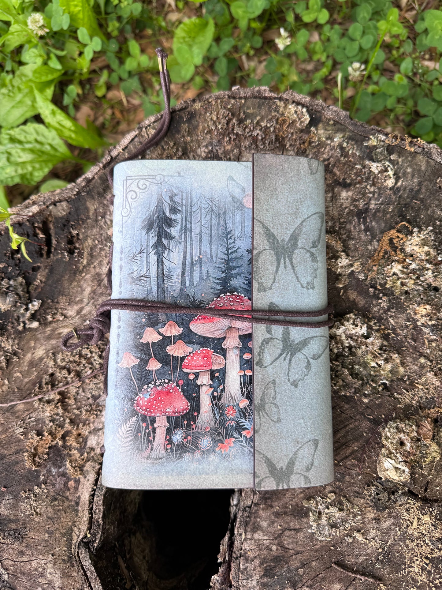 Woodland Mushroom Journal